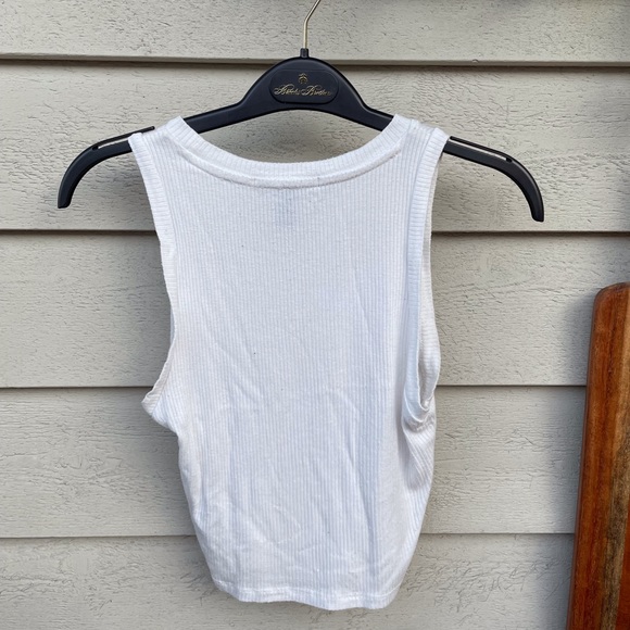 Forever 21 White Crop Top - Picture 2 of 2